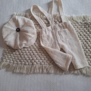 Macacão Léo com boina